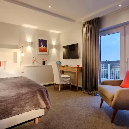 Rungholt Отель Кампен